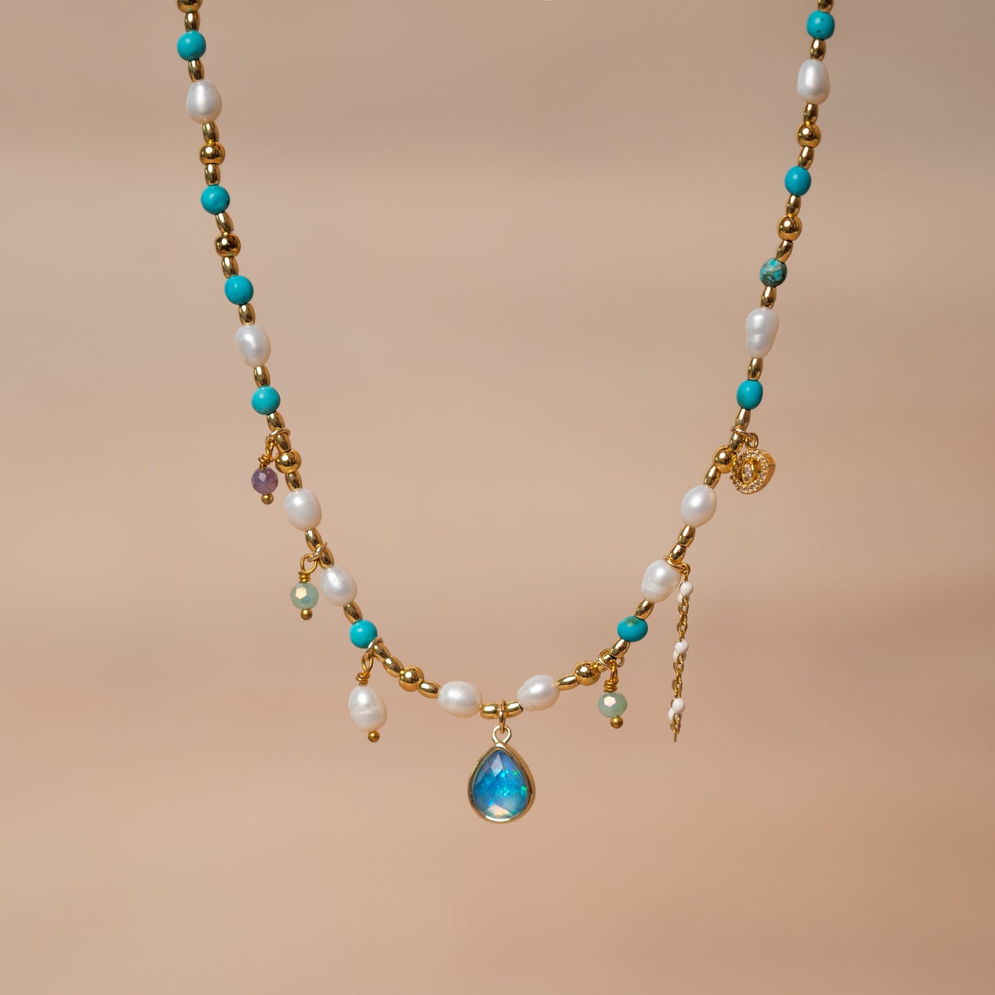 Intense Opal & Pearl Necklace